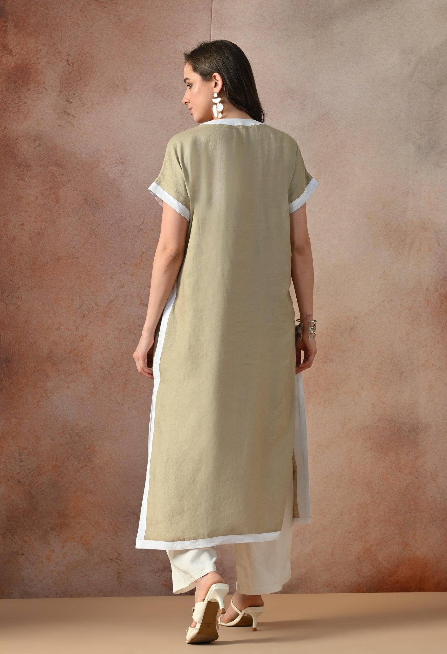 Elegant Linen Kurta Set