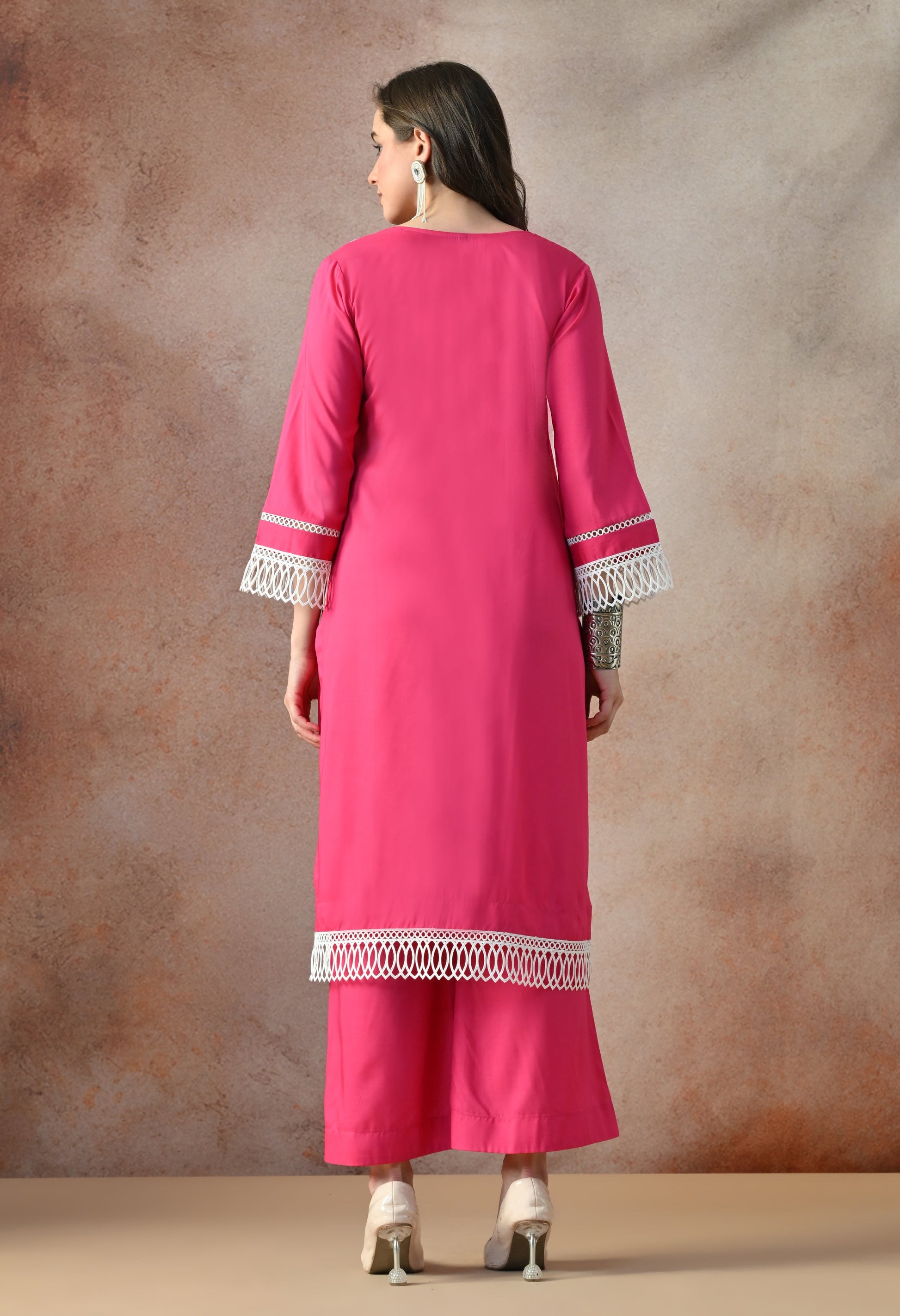 Pink Grace Lace Kurta Set
